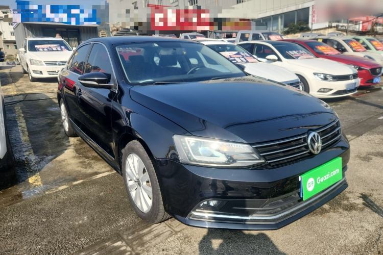 Used Volkswagen Sagitar 2016 230TSI 25th Anniversary Edition
