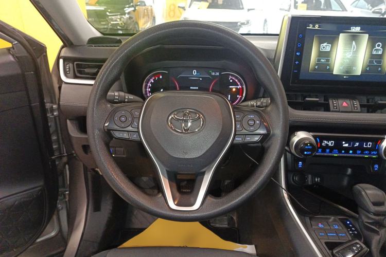 Used Toyota RAV4 2020 2.0L CVT Two-Wheel Drive Fashion Edition
