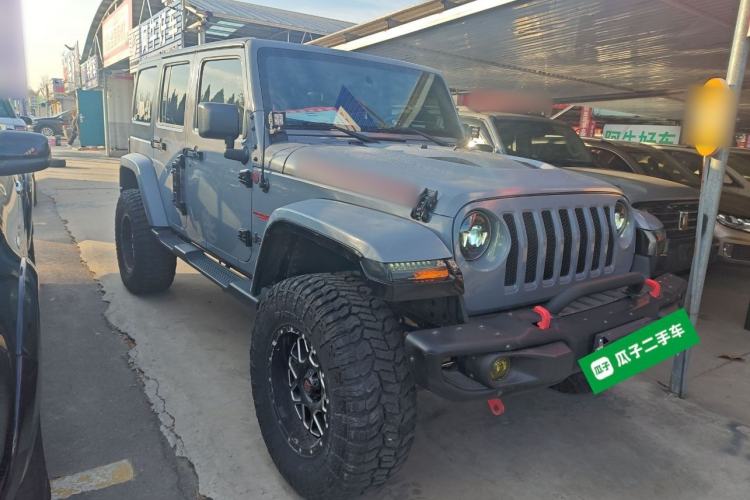 Used  Wrangler 2015 2.8TD Sahara Four-Door Comfort Edition