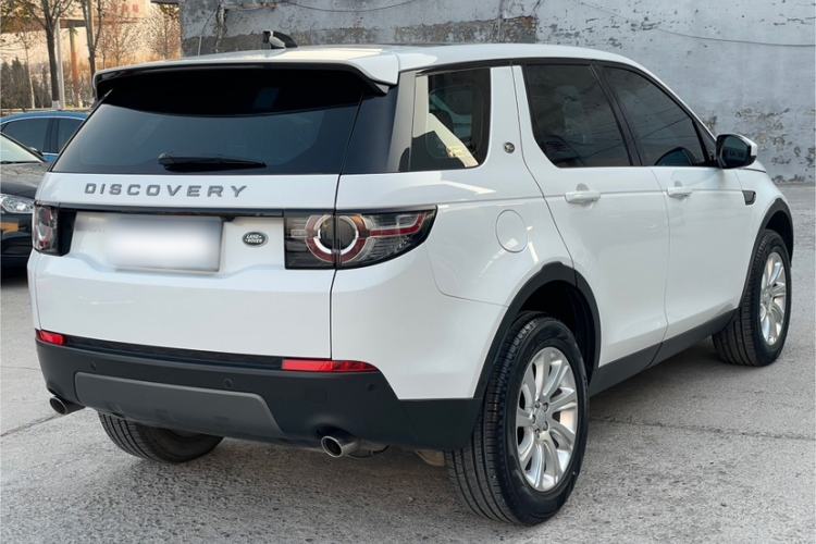 Used Land Rover Discovery Sport 2019 240 PS SE Version China VI Standard