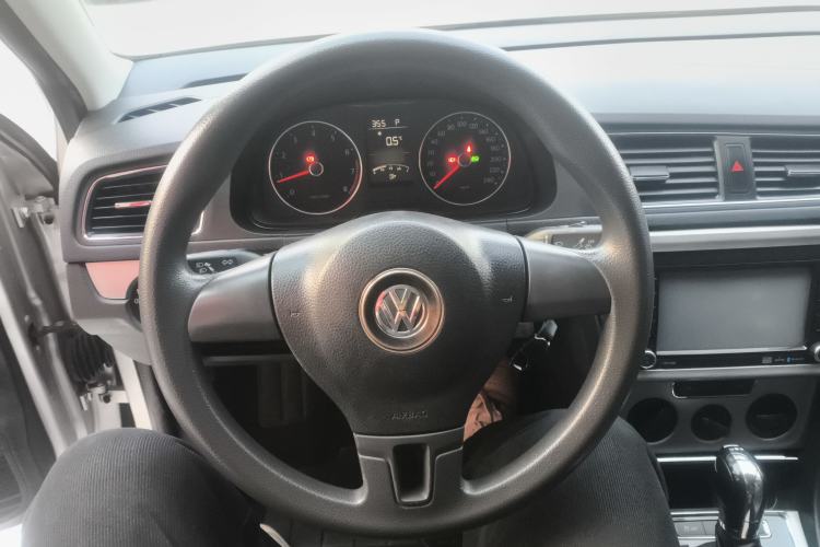 Used Volkswagen Lavida 2013 Revised Version 1.4 TSI DSG Comfort Edition