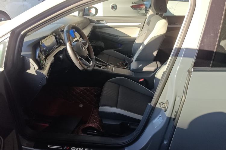 Used Volkswagen Golf 2023 280TSI DSG Pro
