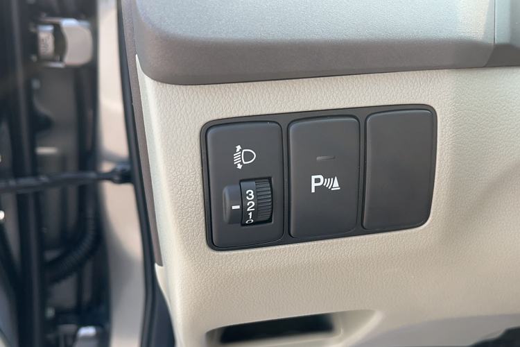 Used Honda Civic 2013 10th Anniversary 1.8L Automatic Comfort Version
