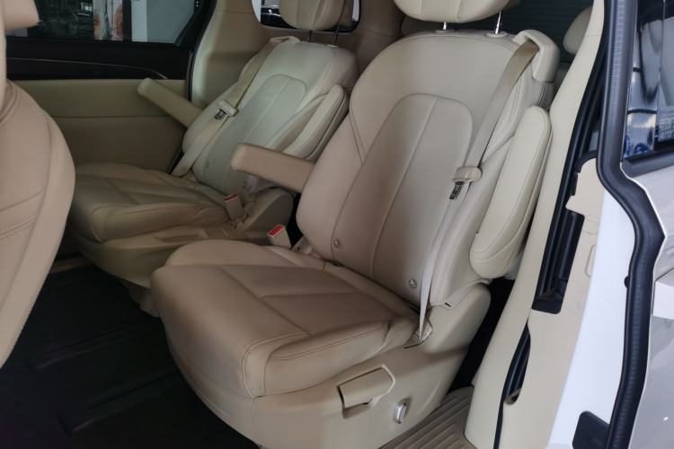 Used Buick GL8 2023 ES Lu Zun Deluxe Model
