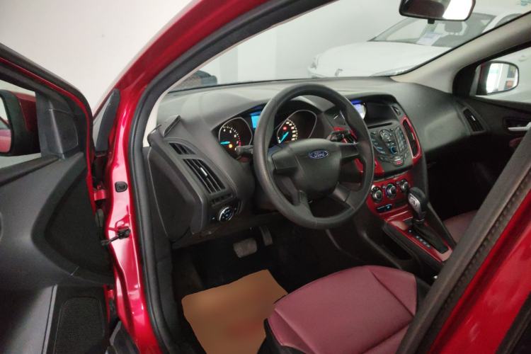 Used Ford Focus 2012 Hatchback 1.6L Automatic Comfort Model
