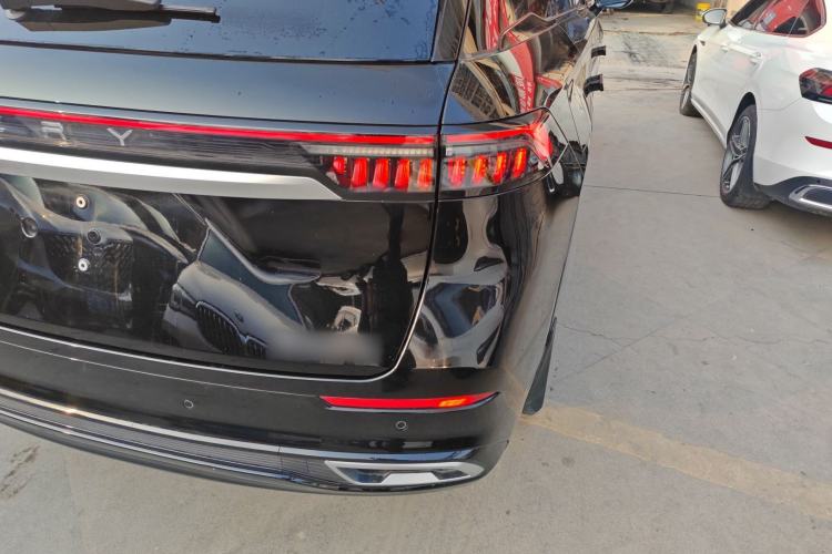 Used Chery Tiggo 9 2025 2.0T Dual-Clutch Two-Wheel Drive Black Samurai Edition 5 Seats