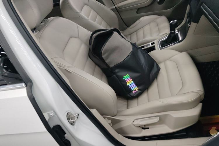 Used Volkswagen Golf 2016 230TSI Automatic Luxury Version