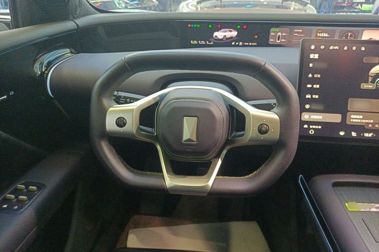 Used  07 2024 Max Extended-Range Edition