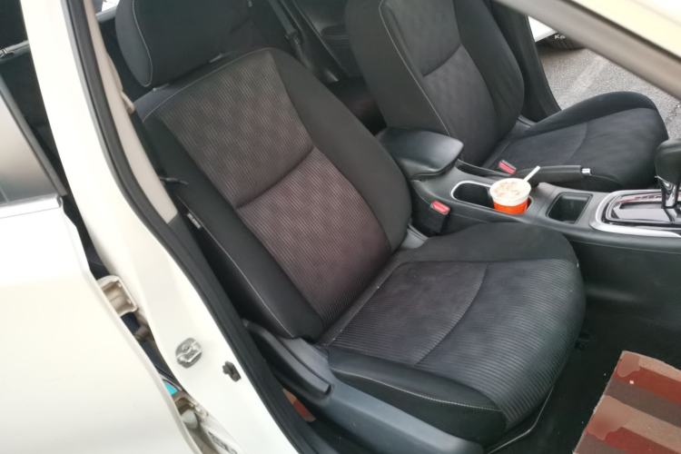 Used Nissan Tiida 2016 1.6L CVT Cool Dynamic Edition
