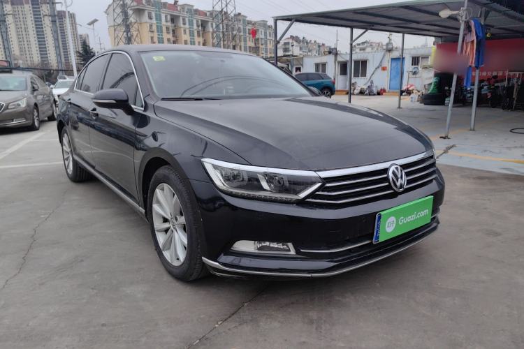 Used Volkswagen Magotan 2019 330TSI DSG Leading Edition China V Standard
