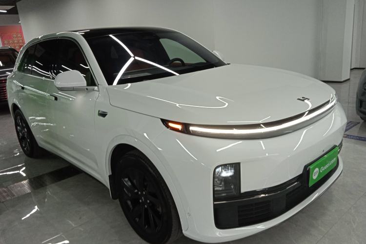 Used Li Auto L7 2023 Air model
