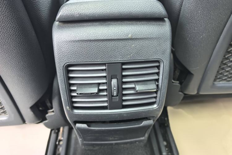 Used Mercedes-Benz GLA 2015 GLA 220 4MATIC Fashion Model