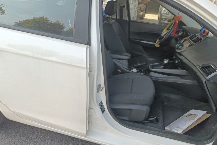 Used Ford Escort 2019 Revised 1.5L Automatic ZhiXiang Version China VI Standard
