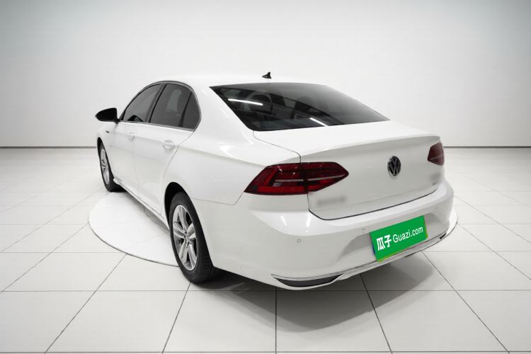 Used Volkswagen Lamando 2019 230TSI DSG Fashion Edition China VI