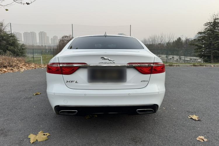 Used Jaguar XFL 2019 XFL 2.0T 250 PS Two-Wheel-Drive Luxury Edition
