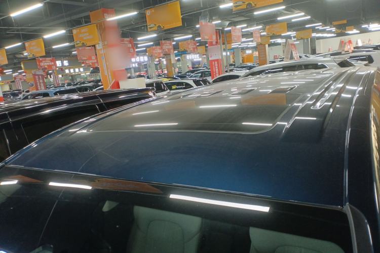 Used VOYAH Dream 2025 PHEV Four-Wheel Drive Prestige Kunpeng Edition
