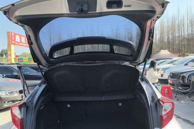 Used Toyota IZOA 2020 2.0L Enjoy Edition
