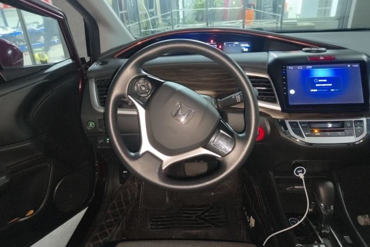 Used Honda Jade 2017 1.8L automatic Comfort version 5 seats
