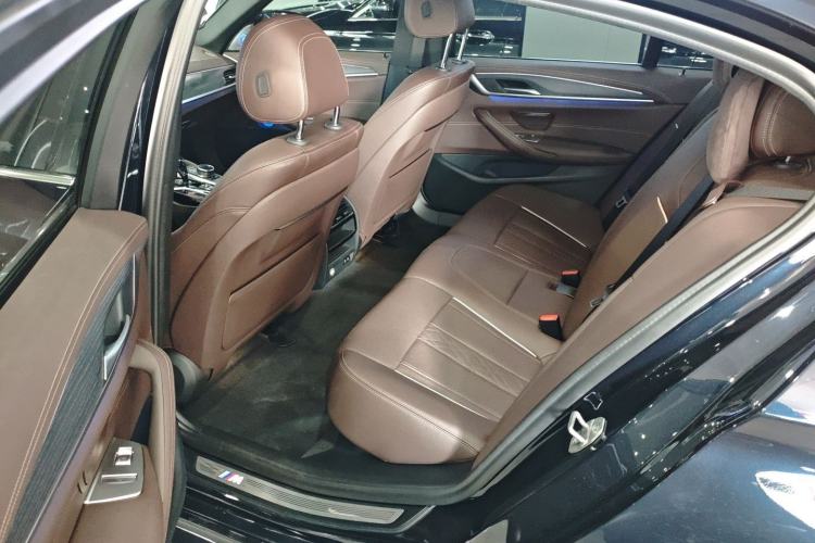 Used BMW 5 Series 2021 Facelifted 530Li Leading Edition M Sport Package