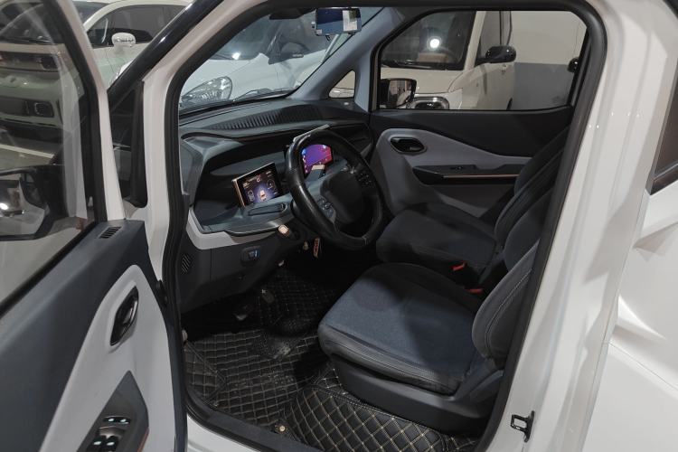 Used Wuling NAMMIEV 2021 Playful Model – High-Power Version
