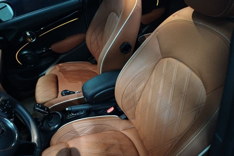 Used  MINI 2023 Facelift 2.0T COOPER S Artist Five-Door Edition
