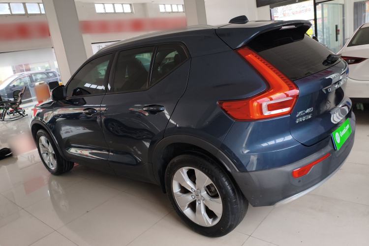 Used Volvo XC40 2022 T4 Four-Wheel Drive Smart & Stylish Edition
