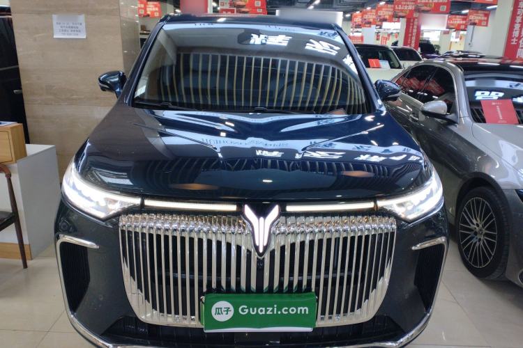 Used VOYAH Dream 2025 PHEV Four-Wheel Drive Prestige Kunpeng Edition
