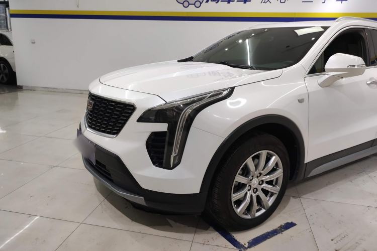 Used Cadillac XT4 2018 28T Two-Wheel Drive Leading Version
