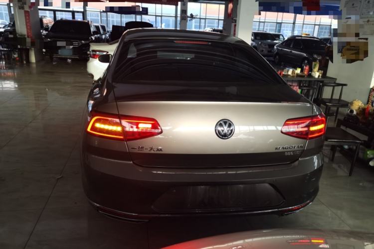 Used Volkswagen Magotan 2017 330TSI DSG Luxury Model