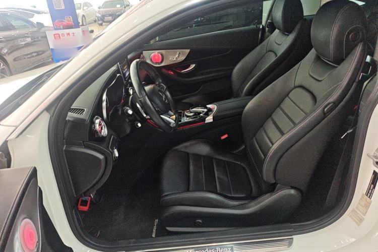 Used Mercedes-Benz C-Class 2017 Facelift C 200 Coupe
