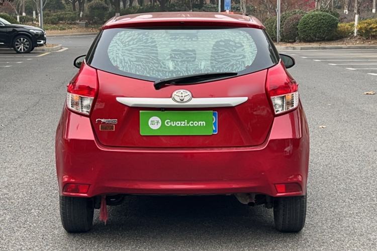 Used Toyota YARiS L 2015 1.5E Automatic Charm Edition