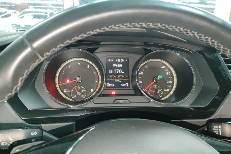 Used Volkswagen Tiguan L 2021 330TSI Automatic Two-Wheel Drive Smart Edition