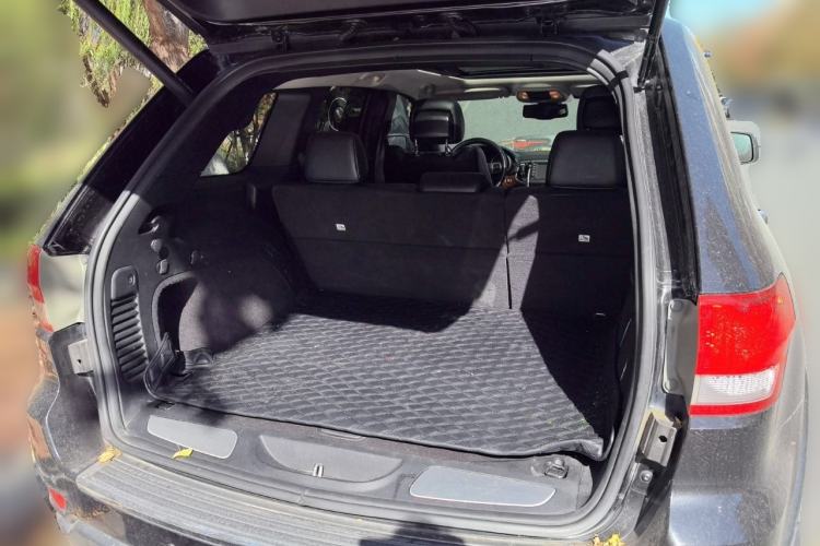 Used  Grand Cherokee 2013 3.6L Luxury Navigation Edition
