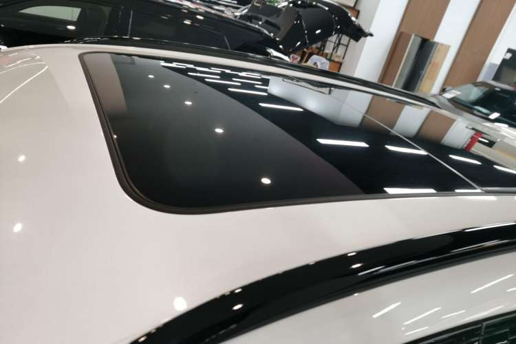 Used VOYAH FREE 2025 318 318 km Rear-Drive Touring Edition
