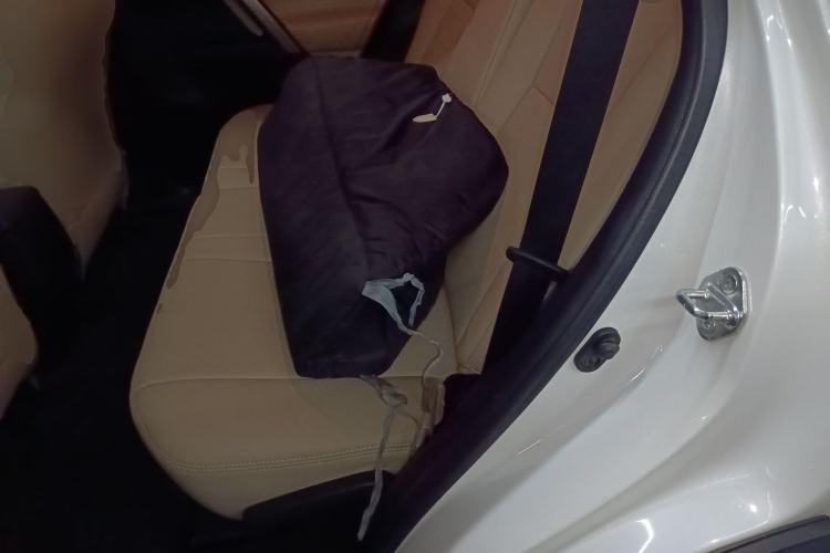 Used Toyota RAV4 2015 2.0L CVT Two-Wheel Drive Fashion Edition