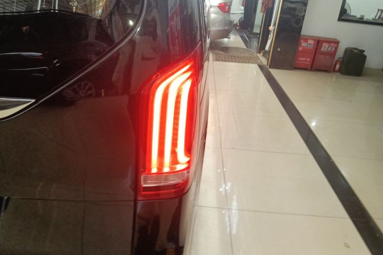 Used Mercedes-Benz V-Class 2020 V 260 L Long-wheelbase Luxury Edition
