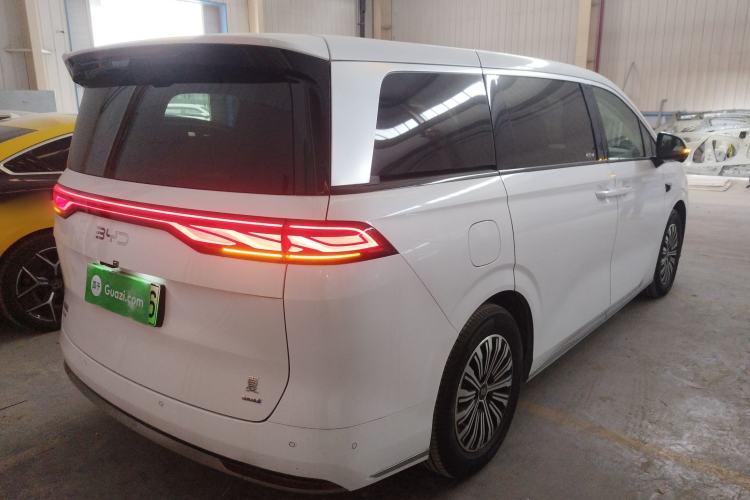 Used BYD Xia 2025 DM-i 1.5T 180km Beyond Edition
