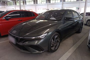 Used Hyundai Elantra 2023 1.5L CVT LUX Prestige Edition