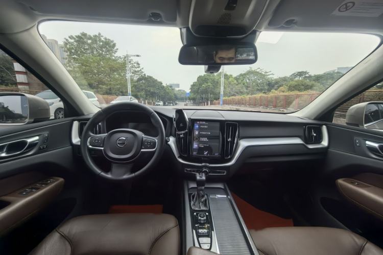 Used Volvo XC60 2020 T5 4x4 Zhiyi Luxury Edition
