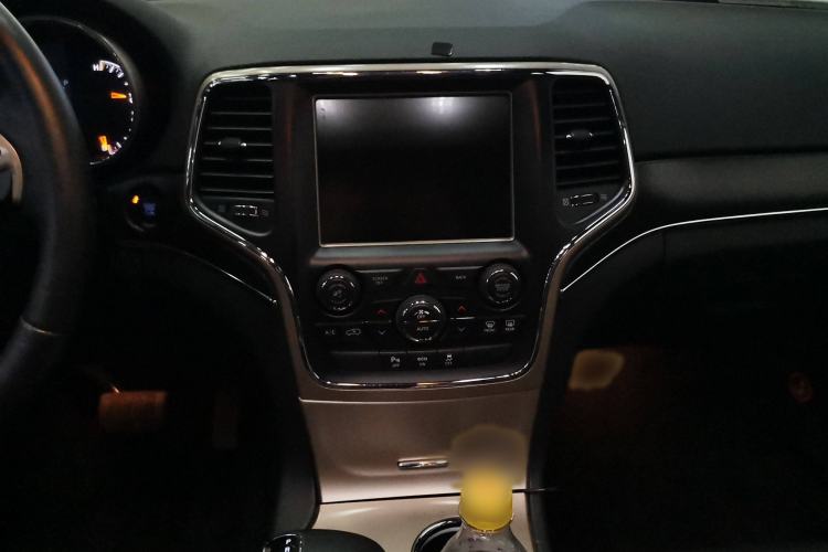 Used  Grand Cherokee 2015 3.0L Comfort Navigation Edition
