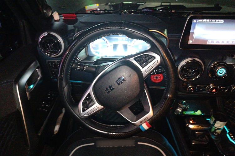 Used Beijing Auto BJ40 2020 2.0T Automatic Four-Wheel Drive Urban Hunter Edition Chivalrous Type