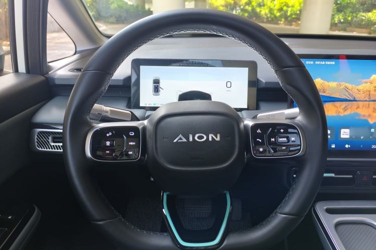 Used AION Y 2022 Plus 70 Tech Edition
