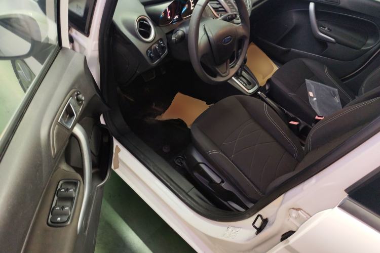 Used Ford Fiesta 2013 Hatchback 1.5L Automatic Fashion Edition