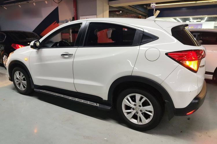 Used Honda Vezel 2015 1.5L CVT two-wheel drive Comfort trim
