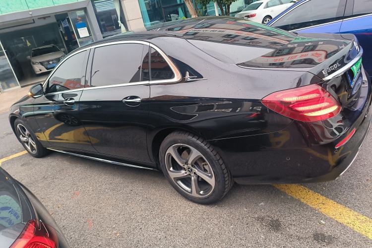 Used Mercedes-Benz E-Class 2018 Restyled E 300 L Sporty and Stylish Edition
