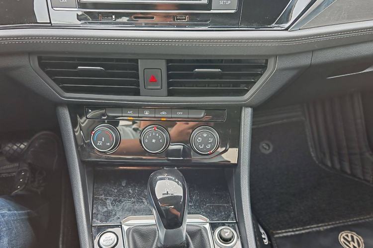 Used Volkswagen Sagitar 2020 280TSI DSG Comfort Version China VI Standard
