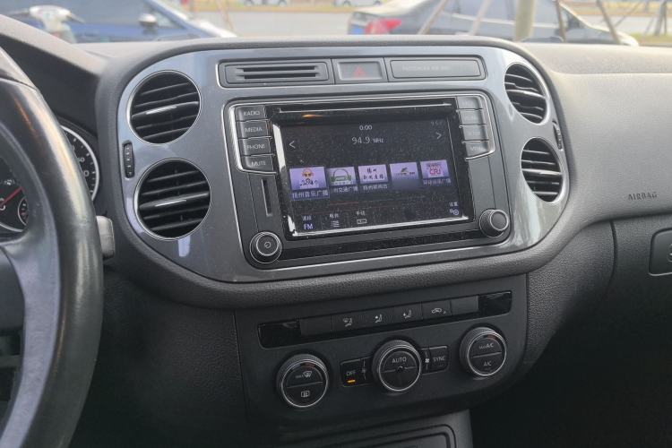 Used Volkswagen Tiguan 2016 2.0 TSI Four-Wheel Drive Standard Version
