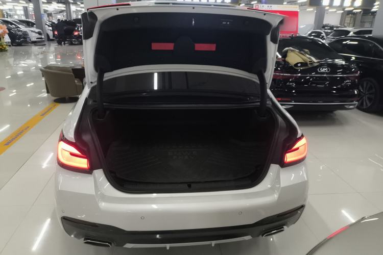 Used BMW 5 Series New Energy 2022 Second Facelift 535Le Pioneer Edition M Sport Package
