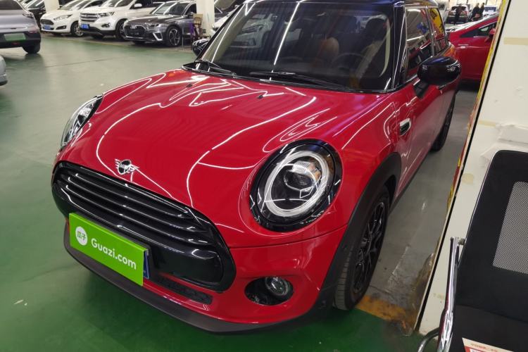 Used  MINI 2019 1.5T COOPER Classic Edition Five-Door Version
