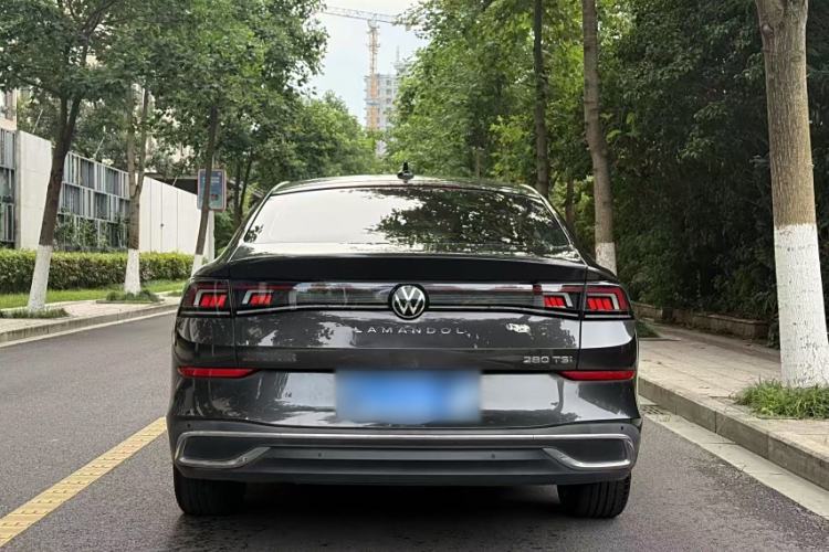 Used Volkswagen Lamando 2022 Lavida L 280TSI DSG Cool & Spicy Edition

